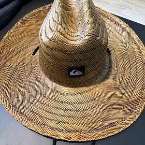 Quicksilver sun hat